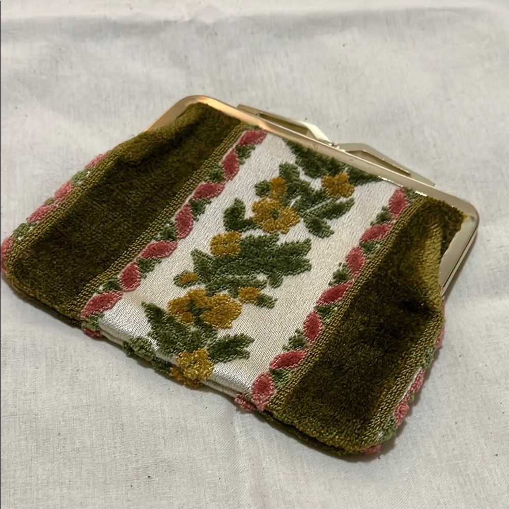 Vintage I MAGNIN Carpet Bag Tapestry Small Multicolor Pocket Purse Coin Bag